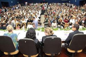 TJRJ realiza a maior cerimônia de casamento homoafetivo do mundo com a participação de 130 casais. Cerca de 1200 pessoas estiveram presentes na celebração.