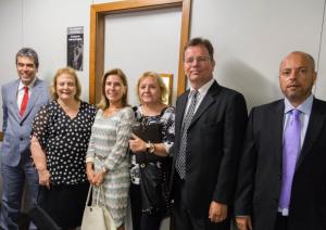 Na instalação do novo juizado, a presidente do TJRJ, desembargadora Leila Mariano, com os desembargadores Joaquim Domingos, Maria Regina Nova Alves e Odete Knaack e os juízes Mário Cunha Olinto Filho e Juarez Costa Andrade