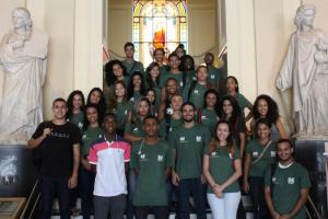 Os alunos do programa Jovem Aprendiz se encantaram com a arquitetura do antigo Palácio da Justiça (foto: Divulgação)