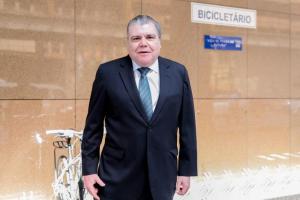O ministro do Meio Ambiente, José Sarney Filho, conheceu o bicicletário do TJ do Rio