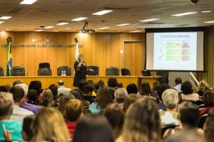 A médica Lilian Sznadjer defendeu a prática de atividades físicas e a alimentação saudável como cuidados para a prevenção e tratamento da diabetes