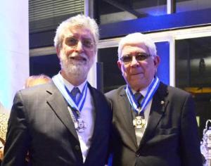 O Presidente do Tribunal de Justiça do Rio, Desembargador Manoel Alberto Rebêlo dos Santos, e o Corregedor-Geral da Justiça, Desembargador Antonio José Azevedo Pinto, receberam o Colar de Mérito Mem de Sá