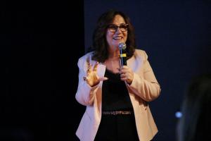 Luciana Elmor, Mestre em Direito e especialista em gestão pública