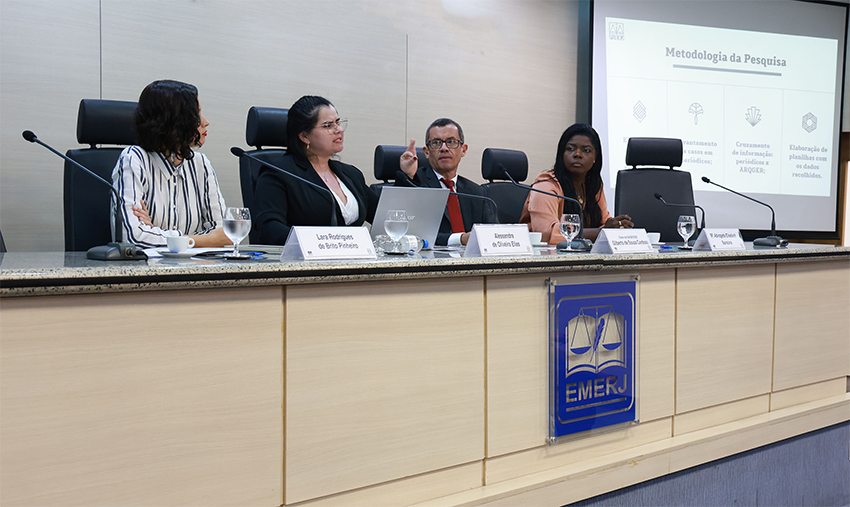 1º Seminário O Arquivo do Poder Judiciário do Estado do Rio de Janeiro revisitando o 13 de maio: O que o acervo de documentos pode nos revelar?